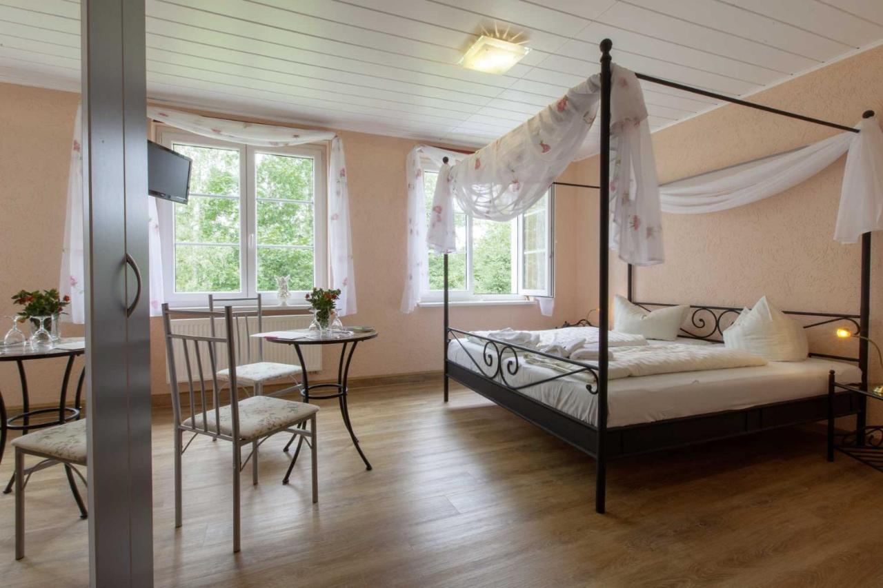 Hotel Kraeuterbaude Saupsdorf Esterno foto